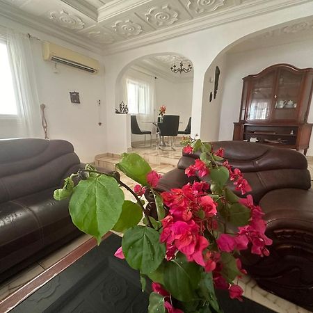 Fhs Foundation House Bijilo Екстериор снимка