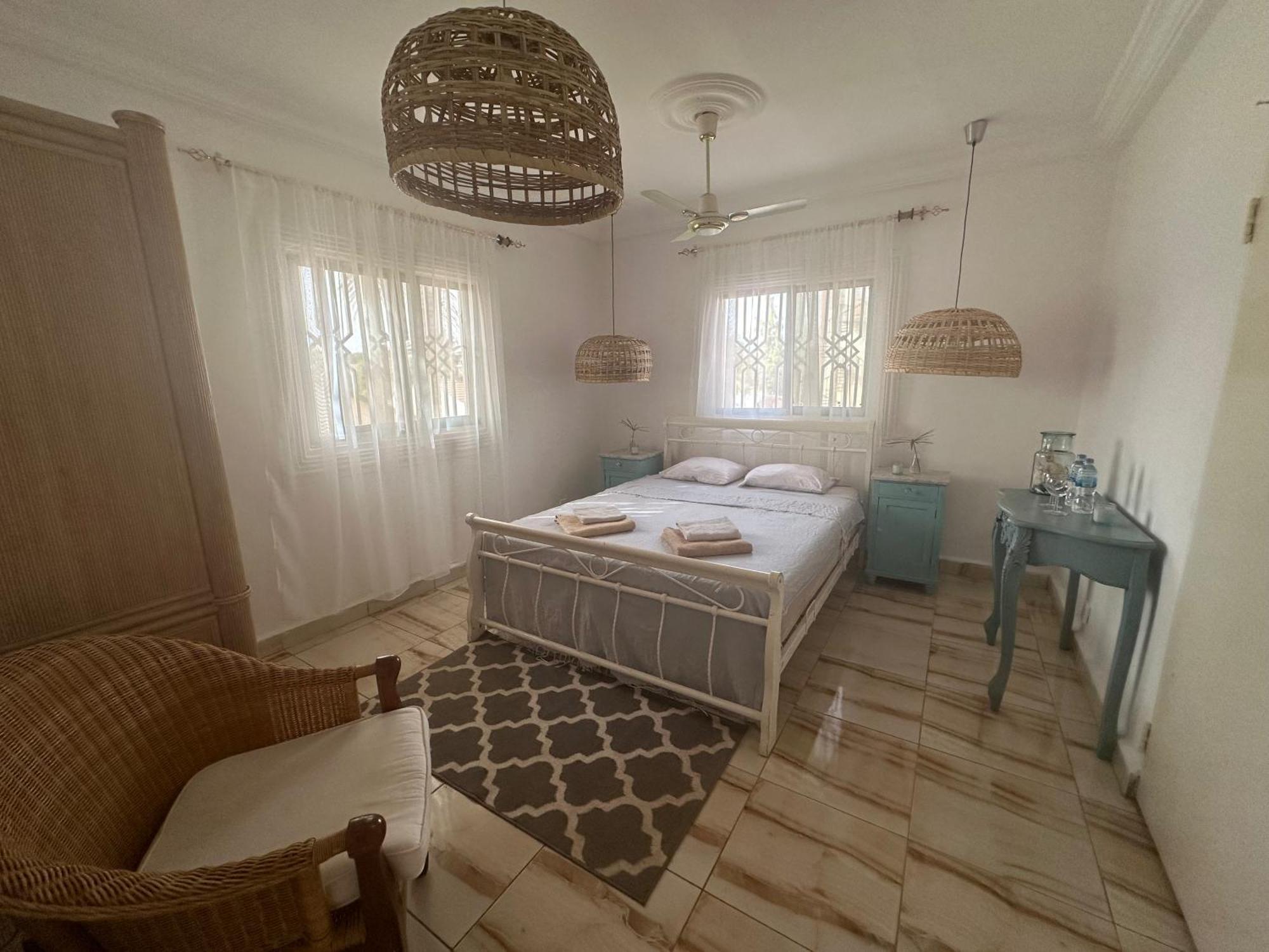 Fhs Foundation House Bijilo Екстериор снимка